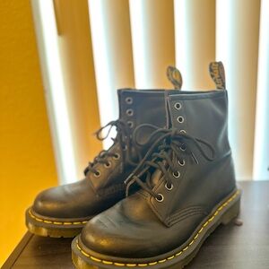 Dr.Martens
